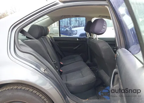 2004 Volkswagen Jetta Gl from USA, damaged, VIN 3VWRK69M94M051958